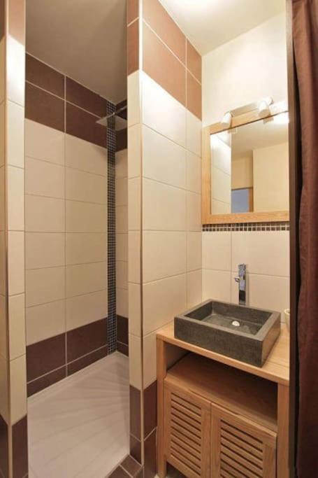 Appartement Avec Ascenseur La Defense Courbevoie Esterno foto