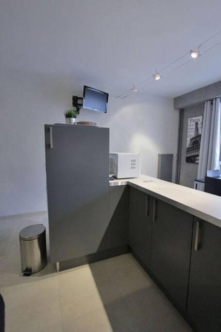 Appartement Avec Ascenseur La Defense Courbevoie Esterno foto